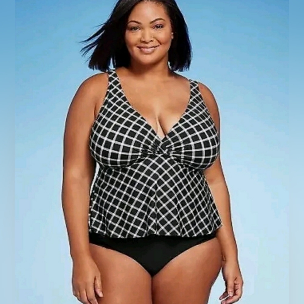 Women's V-Neck Gingham Cropped Tankini Top - Kona Sol Multi